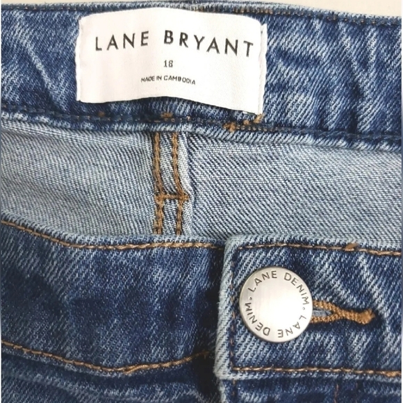 Lane Bryant Flex Magic Waistband Signature Fit Distressed Boyfriend Jeans--Sz.18 - Picture 3 of 12